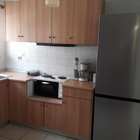 Simple, Calm And Center 2 Apartment Kalamata Exterior photo